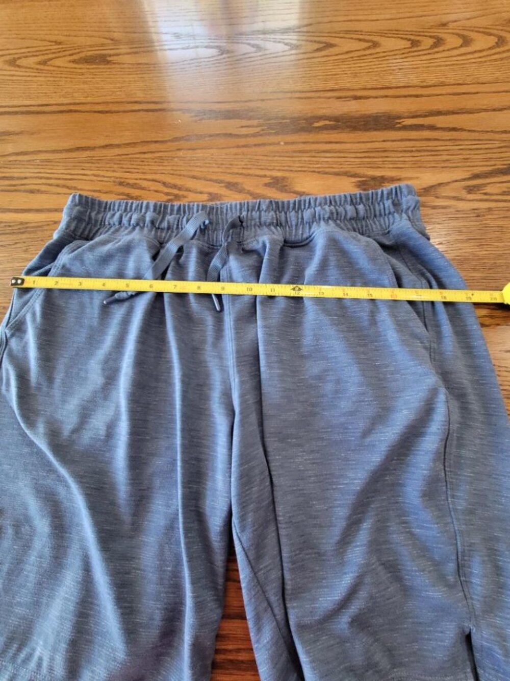 Mondetta Women's Shorts, Size Larger - Picture 4 of 7